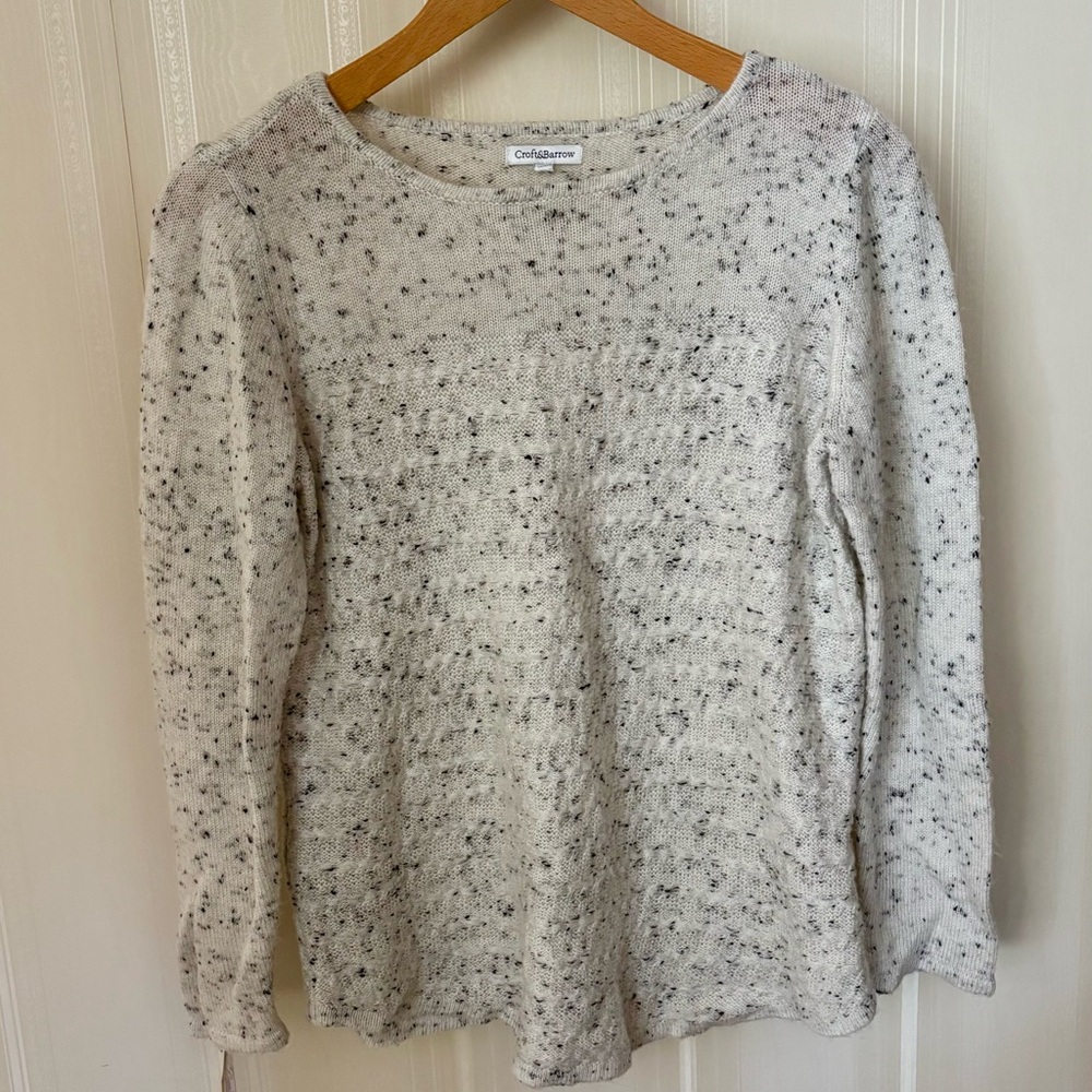 Croft & Barrow Speckled White Sweater
